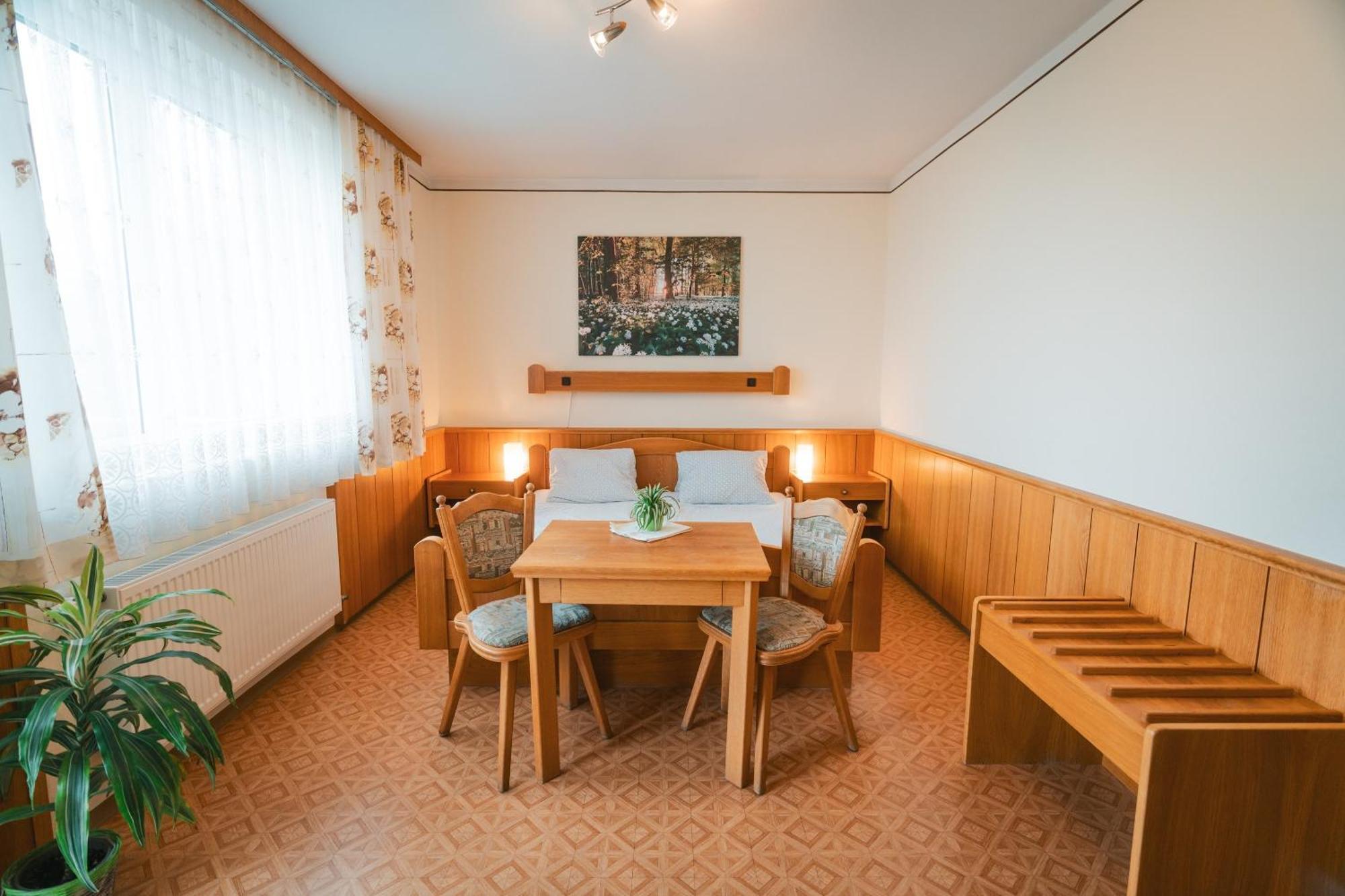 Gasthaus Bauer Grafenschlag Buitenkant foto
